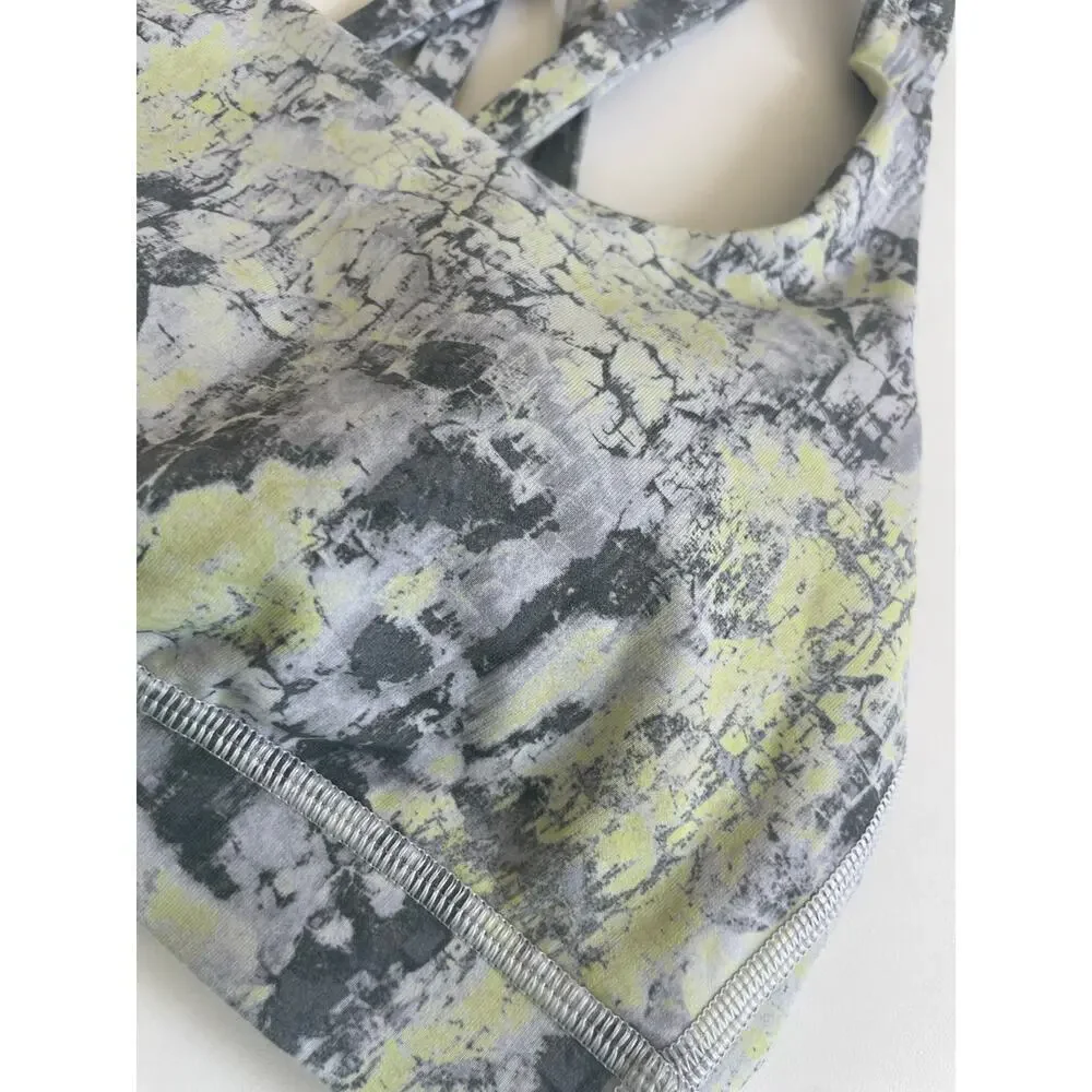 Lululemon Energy Sport Bra Strappy back wicking Padded Sz 4 Athleisure Yoga Gym - Picture 7 of 13